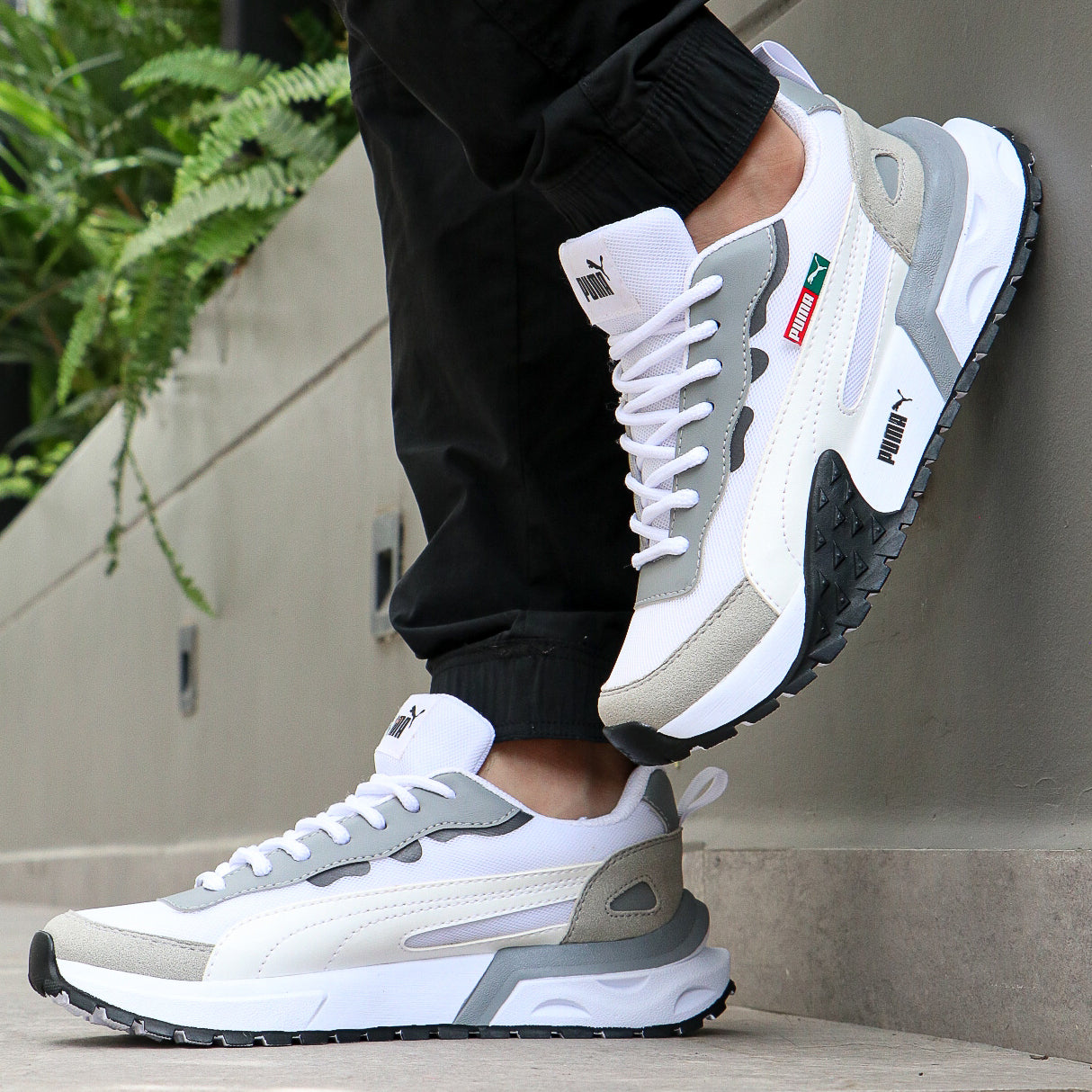 Puma Mirage + 1 par de medias