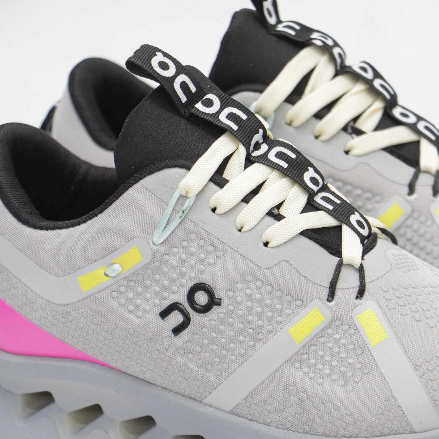 OnCloudSurfer 2 + REGALO 3 pares de medias